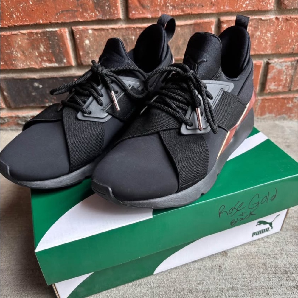 Puma Women’s Black and Rose Gold Sneakers